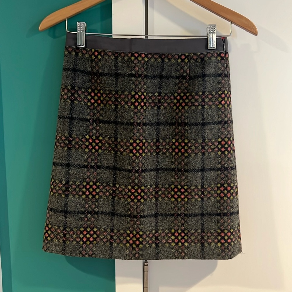 Boden British Tweed Mini Pencil Skirt Size 2